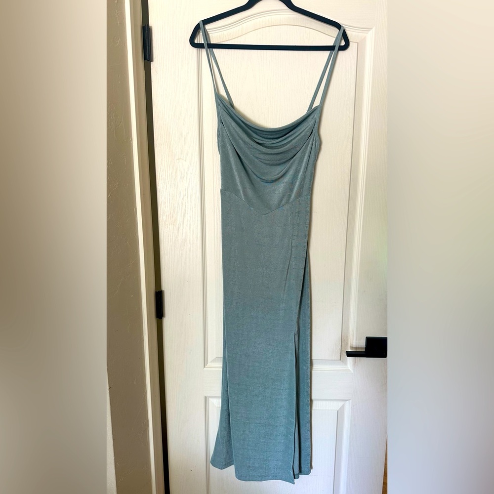 Hello Molly - M Sage Green (with shimmer) tags on never worn